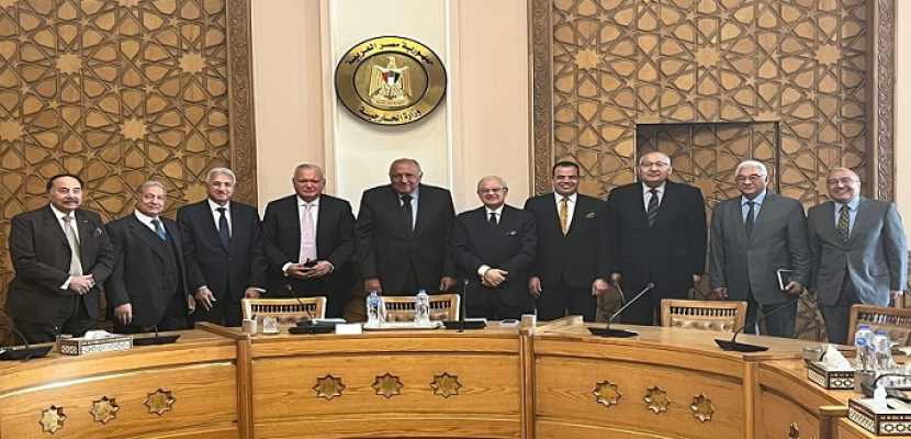 بالصور.. شكري يجري نقاشا مع التشكيل الجديد لمجلس الشئون الخارجية حول علاقات مصر مع شركائها الاستراتيجيين