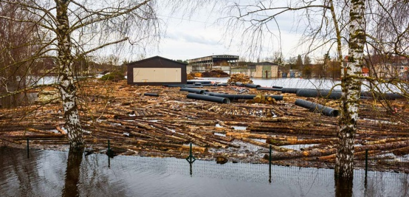 لاتفيا تشهد أسوأ فيضانات منذ عقود