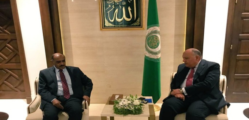 وزير الخارجية يجري اتصالاً هاتفيًا مع نظيره السوداني