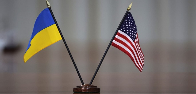وزيرا دفاع أمريكا وأوكرانيا يبحثان هاتفيا أولويات مجموعة الاتصال الدفاعية بشأن أوكرانيا