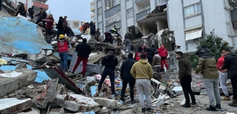الصين تقدم 6 ملايين دولار مساعدات طارئة لتركيا بعد الزلزال