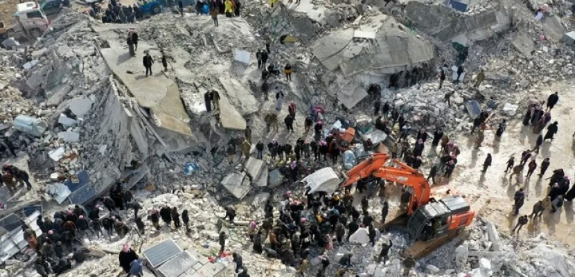 ارتفاع عدد قتلى زلزال سوريا إلى 812