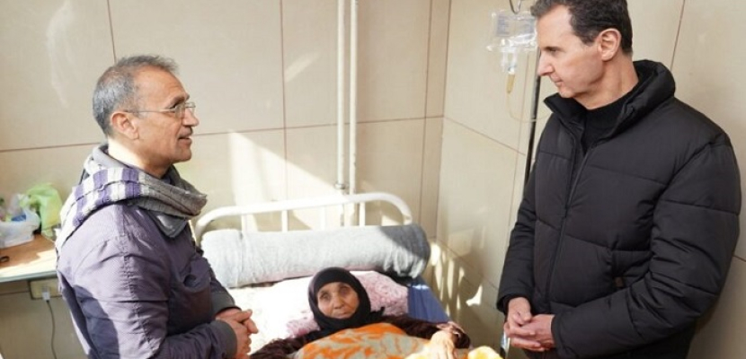 الرئيس السوري يزور العائلات المتضررة من الزلزال في اللاذقية