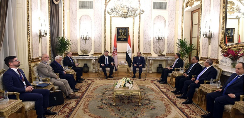 بالصور.. رئيس الوزراء يلتقي الرئيس الكرواتي والوفد المرافق له