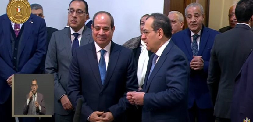 بالفيديو .. الرئيس السيسي يتفقد معرض مصر الدولي للبترول “إيجبس 2023”
