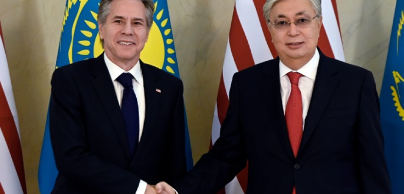 وزير الخارجية الأمريكي ونظيره الكازاخي يبحثان تعزيز التعاون الثنائي