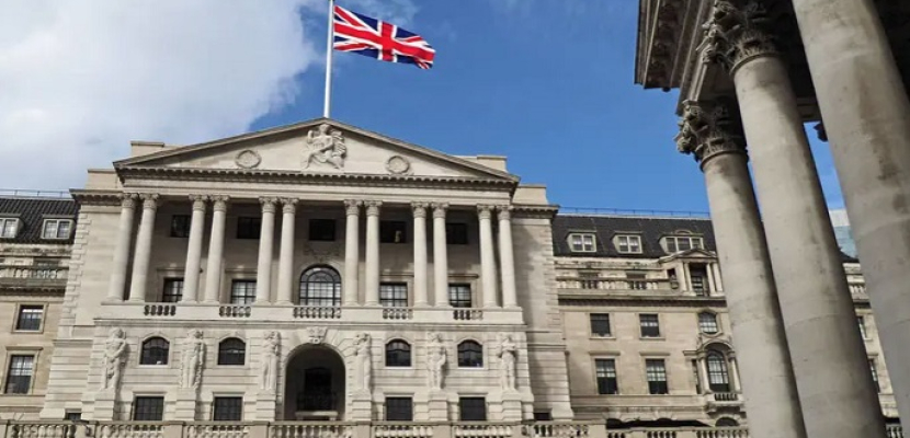 بنك إنجلترا يبقي أسعار الفائدة ثابتة عند 5.25 % للمرة الخامسة