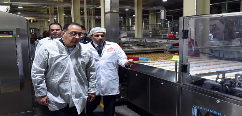 خلال جولته بمدينة السادس من أكتوبر: رئيس الوزراء يتفقد مصنع “كورونا” الجديد بالمنطقة الصناعية