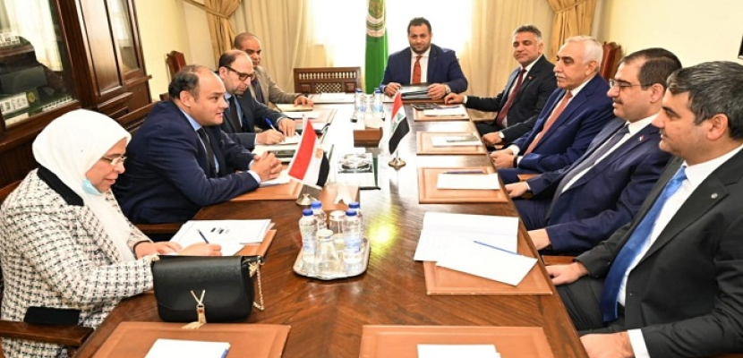وزير التجارة يبحث مع نظيريه العراقي واللبناني الارتقاء بالعلاقات التجارية والصناعية والاستثمارية