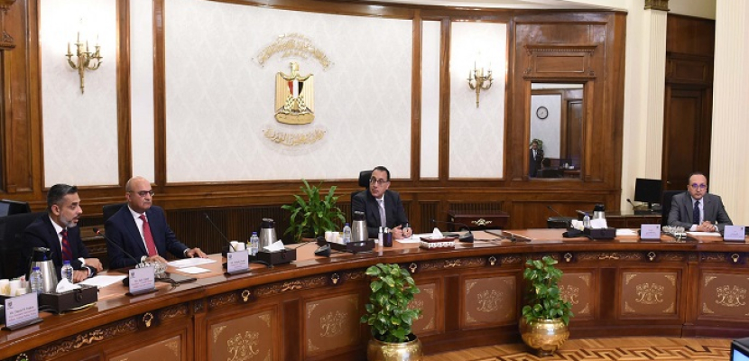 رئيس الوزراء يستعرض مع مسئولى “جنرال موتورز” الفرص الاستثمارية للشركة في السوق المصرية
