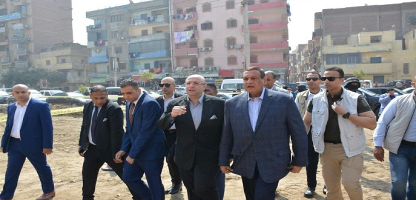 بالصور .. وزير التنمية المحلية ومحافظ بنى سويف يتابعان الموقف التنفيذي لإنشاء سوق الدهشورى