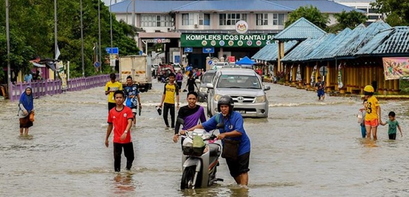 ماليزيا: إجلاء أكثر من 42 ألف شخصا بسبب فيضانات جوهور