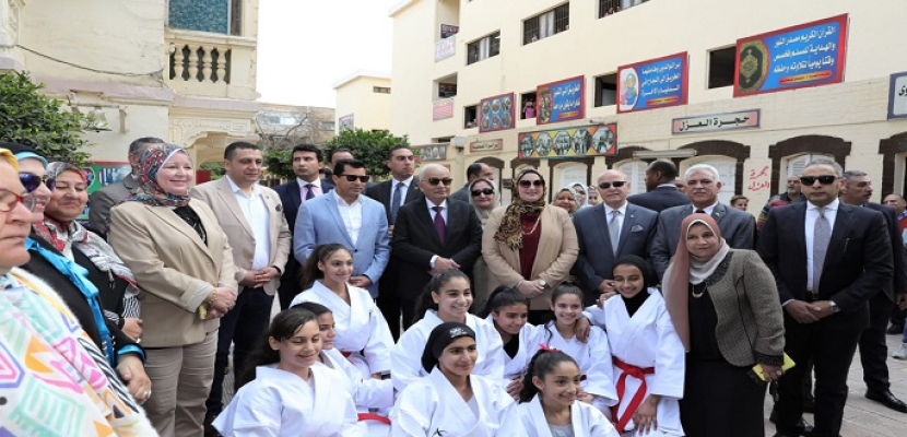 وزيرا التعليم والشباب يتابعان يوم الأنشطة بمدرسة الشهيد يسري عميرة النموذجية بنات
