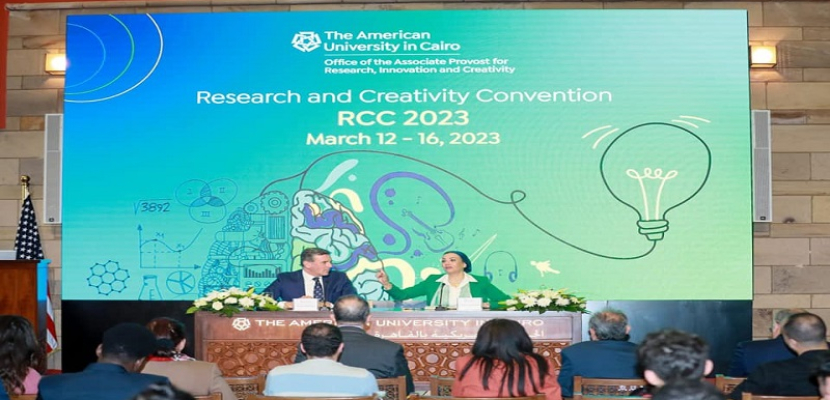 بالصور.. وزيرة البيئة تشهد إنطلاق النسخة الثامنة من المؤتمر السنوي للبحث والإبداع ٢٠٢٣