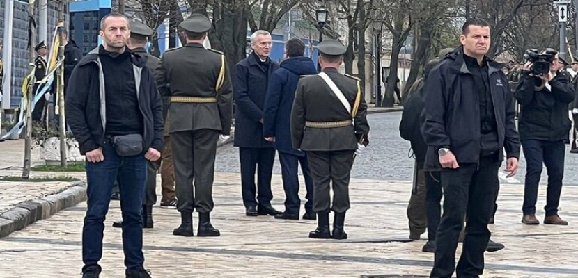 ستولتنبرج يصل إلى كييف في زيارة مفاجئة