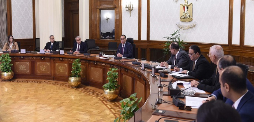 بالصور.. رئيس الوزراء يبحث الآليات المقترحة لتعزيز التبادل التجاري بين مصر والقارة الأفريقية