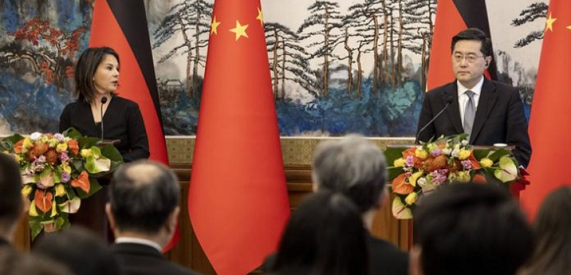 وزيرة الخارجية الألمانية تدعو الصين إلى مطالبة روسيا بوقف الحرب