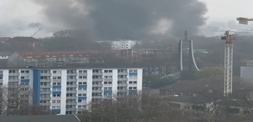 حريق مخزن مواد كيميائية في ألمانيا يخلف سحابة ضخمة من الدخان السام