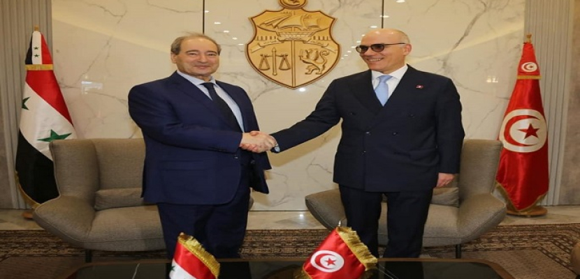 وزير الخارجية التونسي يستقبل نظيره السوري