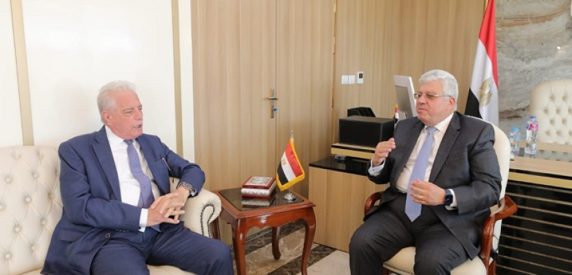وزير التعليم العالي يلتقى محافظ جنوب سيناء لبحث ملفات التعاون المشتركة