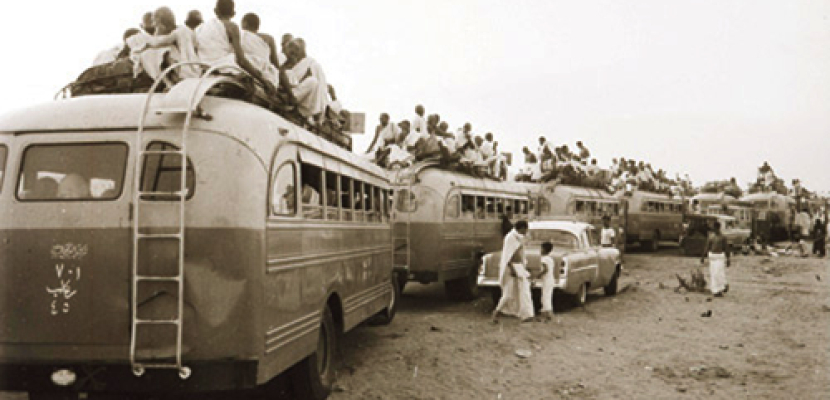 الحج بين الماضي والحاضر .. اللوري من أوائل الحافلات التي استخدمت في نقل الحجاج بالمملكة