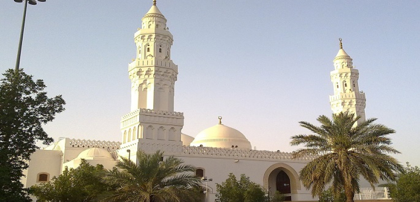 “مسجد القبلتين”.. ظاهرة فريدة بالمدينة المنورة