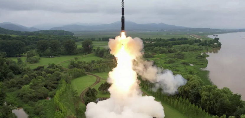 كوريا الشمالية تختبر صاروخا جديدا مضادا للطائرات