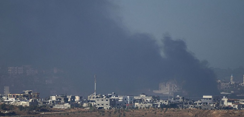 قصف إسرائيلي متواصل وسط وجنوب غزة .. ومعارك عنيفة حول المستشفى الإندونيسي