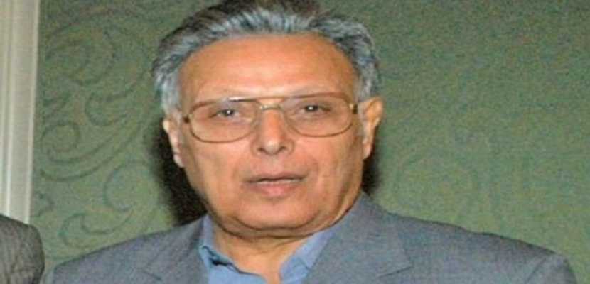 وفاة الفنان أشرف عبدالغفور عن 81 عاما إثر حادث سير