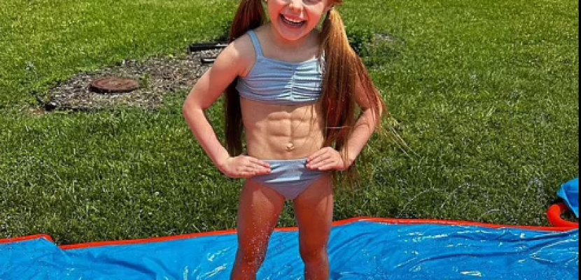 أمريكية عمرها 7 سنوات تمتلك عضلات بطن بارزة
