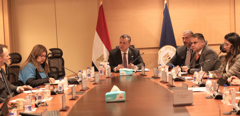 وزير السياحة يستعرض فرص الاستثمار السياحي بمصر مع وفد بنك JPMorgan Chase ومستثمرين دوليين