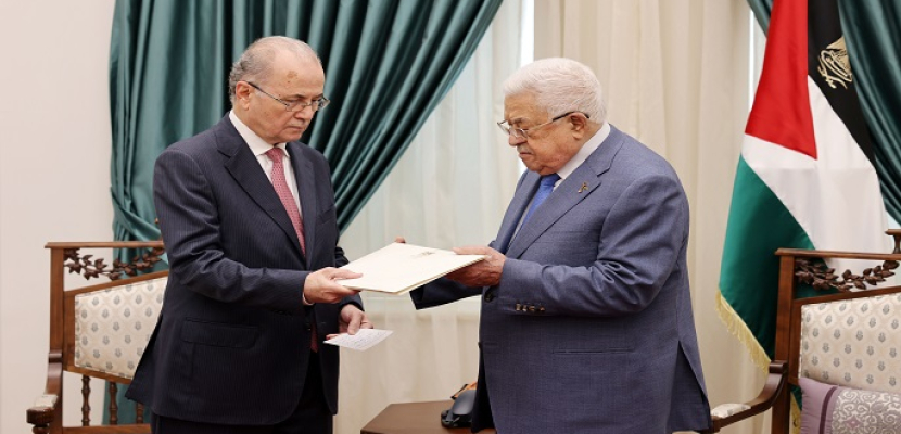 الرئيس الفلسطيني يصدر قانونا يمنح الثقة لتشكيل حكومة محمد مصطفى