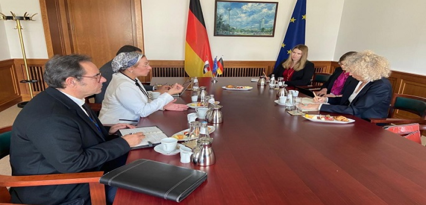 وزيرة البيئة تعقد لقاء ثنائيا مع وزيرة الدولة الألمانية للمناخ