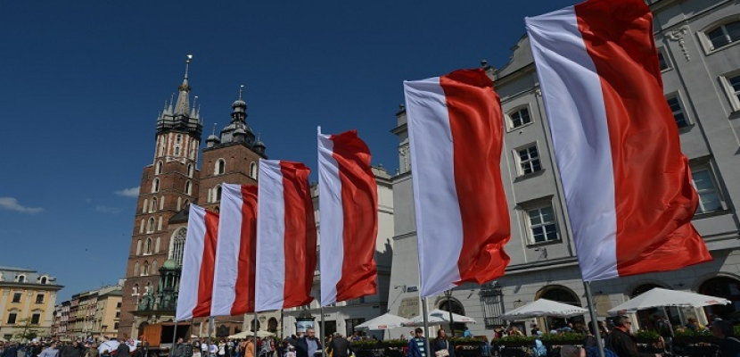 بولندا تحذر من السفر إلى إسرائيل ولبنان وفلسطين