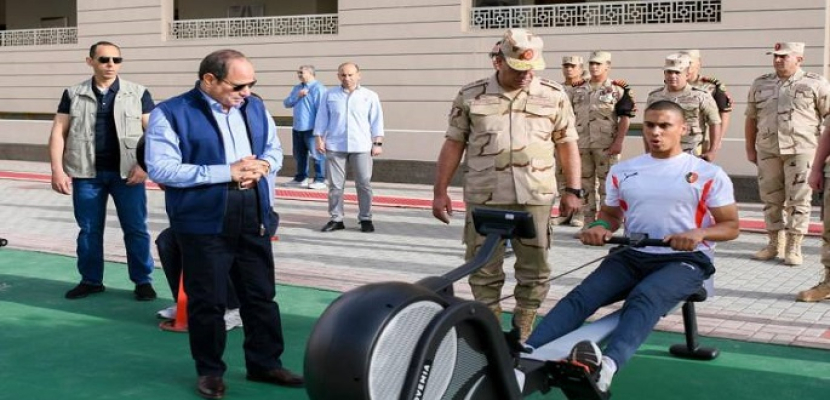 بالصور والفيديو …الرئيس السيسي يتفقد الأكاديمية العسكرية بالعاصمة الإدارية الجديدة