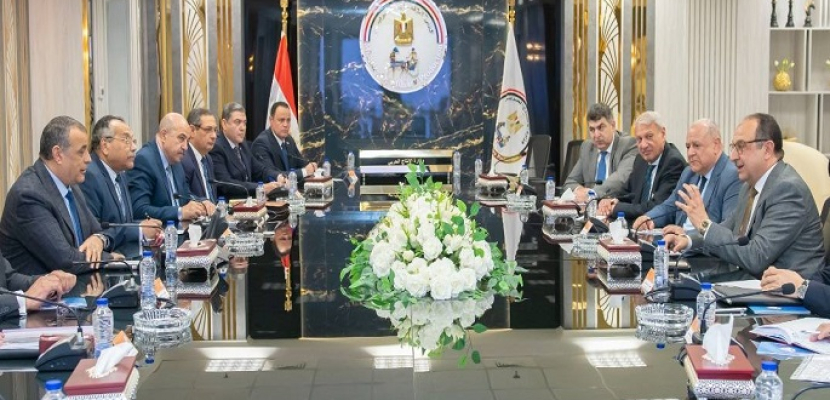 وزيرا “الإنتاج الحربى” و”قطاع الأعمال العام” يبحثان تعزيز التعاون لتعظيم الاستفادة من القدرات الصناعية الوطنية