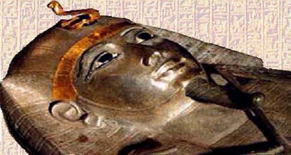 خبراء: المصريون القدماء أول من امنوا “بلعنة الفراعنة”