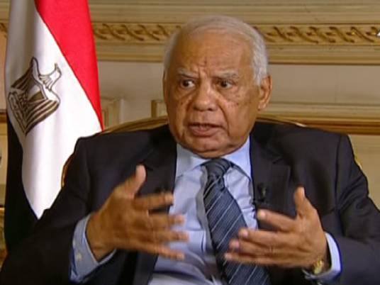 الببلاوى يبحث مع حجى مشروع قانون وكالة الفضاء المصرية