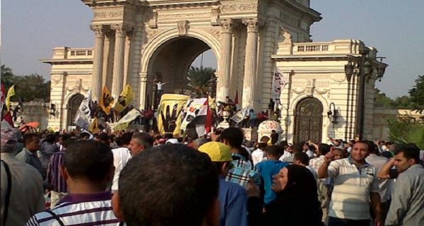 الهدوء يسود محيط قصر القبة بعد توقف اشتباكات بين الأمن والإخوان