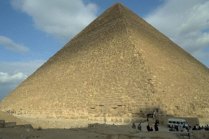 خبير آثار: الألمان يحاولون سرقة تاريخ مصر