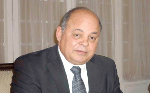 عرب: الرئاسة تؤجل حفل تسليم جوائز الدولة