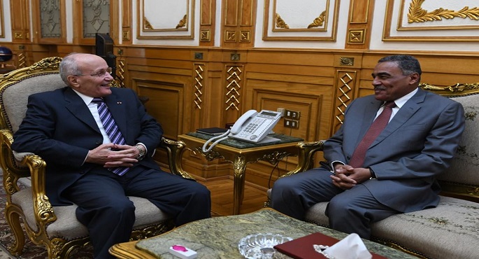 بالصور .. العصار ومحافظ مطروح يبحثان موضوعات التعاون القائمة لتطوير المحافظة