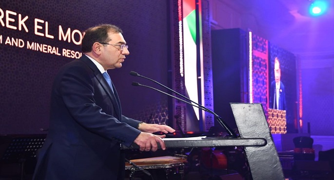 بالصور.. وزير البترول: صفقة “دراجون أويل” و”بي بي” تعكس نجاح صناعة البترول والغاز في جذب الاستثمارات الأجنبية