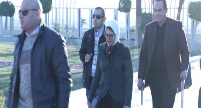 وزيرة الصحة تصل الأقصر لمتابعة تجهيزات منظومة التأمين الصحي الجديدة