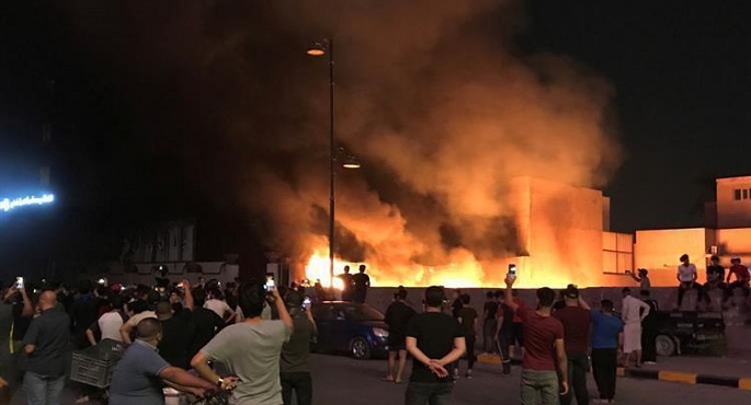 مصادر بالشرطة: سقوط ثلاثة صواريخ داخل المنطقة الخضراء في بغداد
