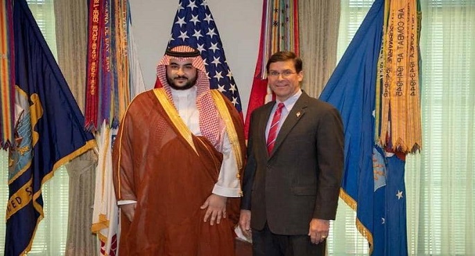 نائب وزير الدفاع السعودي يبحث مع إسبر التحديات المشتركة