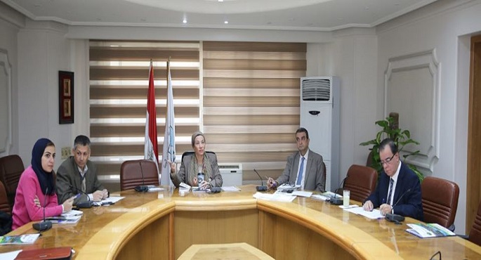 وزيرة البيئة: أهمية المشاركة المجتمعية فى تنفيذ الانشطة البيئية