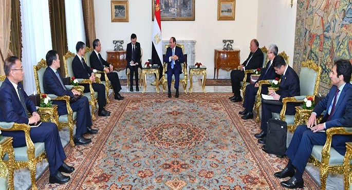الرئيس السيسي يستعرض مع نائب رئيس الوزراء ووزير الخارجية الصيني أوجه التعاون الثنائي بين البلدين