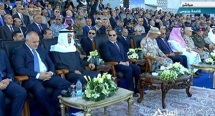 الرئيس السيسي يشهد المرحلة الختامية للمناورة قادر 2020