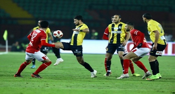 الأهلي يواصل انتصاراته المتتالية في الدوري بالفوز على المقاولون بهدفين